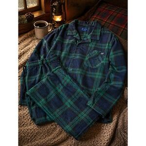 Plaid Flannel Pajama Set Cozy Lounge Set Green Navy Soft Flanel M CabinCore